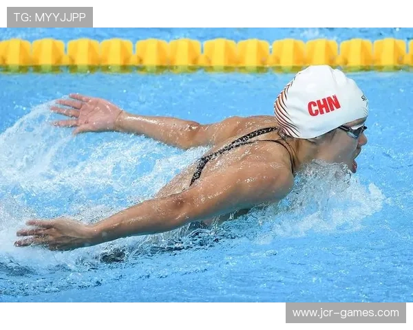 巴勃罗·莫拉莱斯刷新100米蝶泳世界纪录，展现游泳新高度